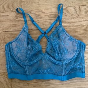 Victoria's Secret Lace Unlined Longline Bra 34B